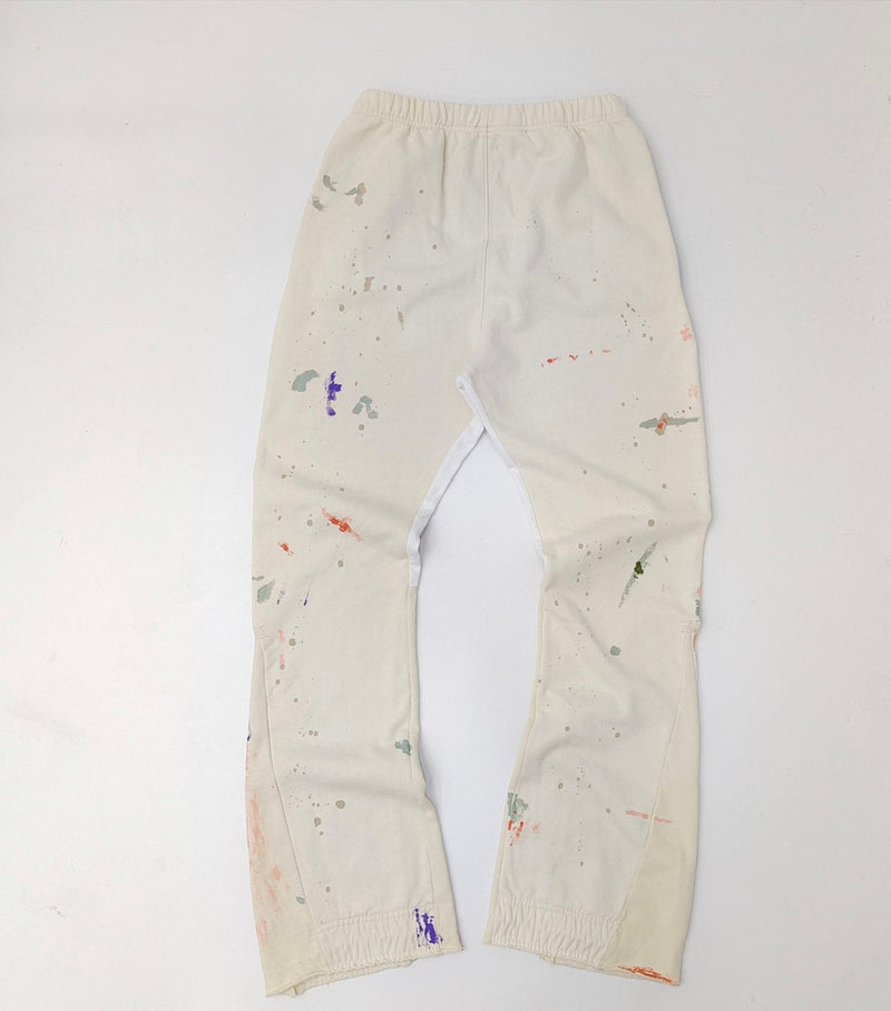 GALLERY DEPT. CREME FLARED SWEATS